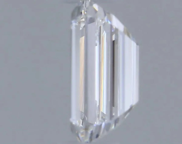 0.32ct Emerald Lab Grown Diamond (Colour D, Clarity VS2, IGI Certified)