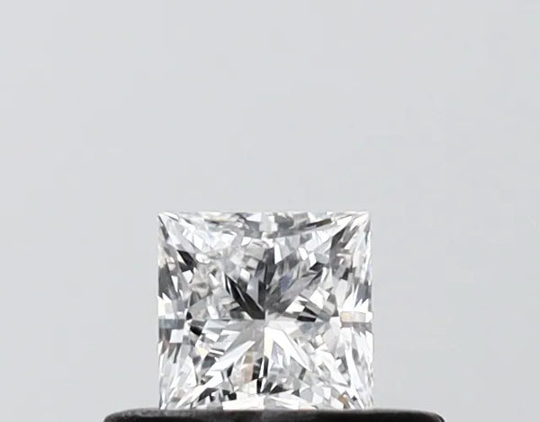 0.32ct Princess Lab Grown Diamond (Colour D, Clarity VVS1, IGI Certified)