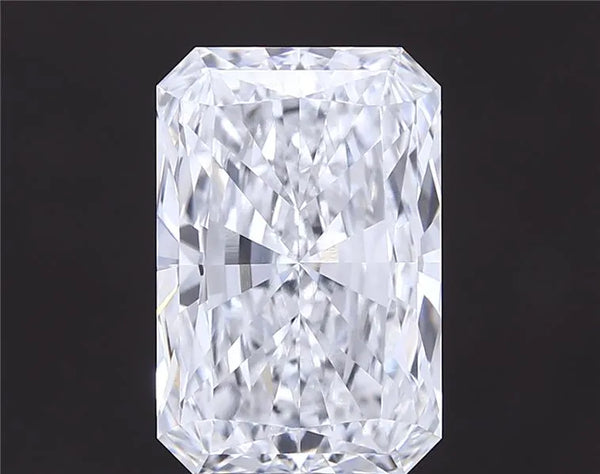 0.61ct Radiant Lab Grown Diamond (Colour D, Clarity VVS2, IGI Certified)