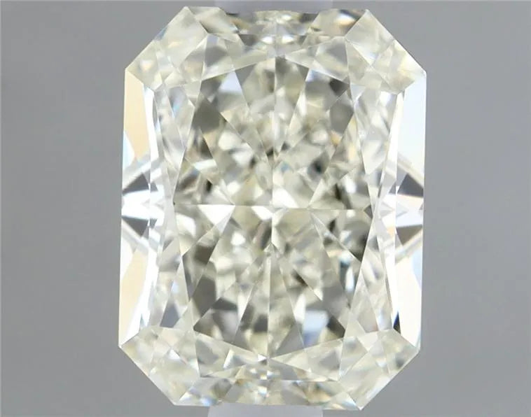 0.71ct Radiant Natural Diamond (Colour J, Clarity VS1, Cut EX, IGI Certified)