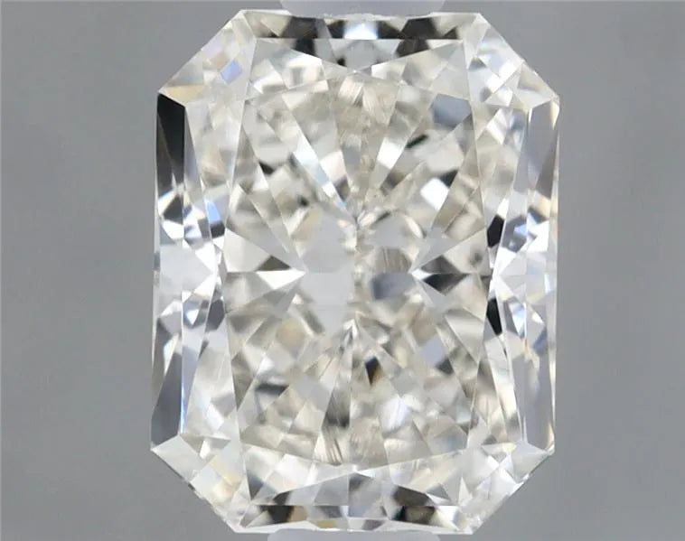 0.73ct Radiant Natural Diamond (Colour H, Clarity VS1, Cut VG, IGI Certified)
