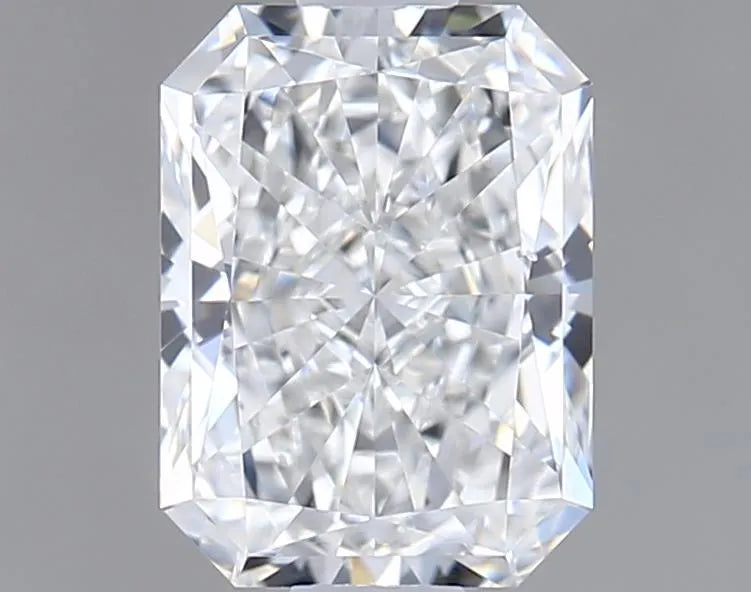 0.90ct Radiant Natural Diamond (Colour E, Clarity VS2, GIA Certified)