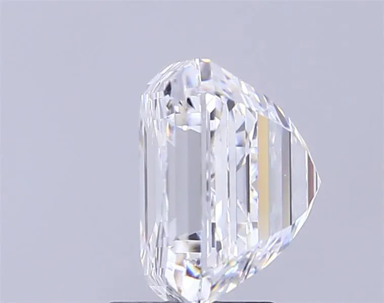 0.92ct Asscher Lab Grown Diamond (Colour F, Clarity VVS2, IGI Certified)