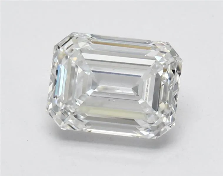 0.92ct Emerald Lab Grown Diamond (Colour E, Clarity VS1, IGI Certified)