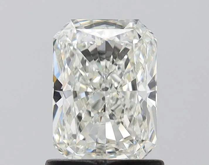 1.14ct Radiant Lab Grown Diamond (Colour G, Clarity VS2, IGI Certified)