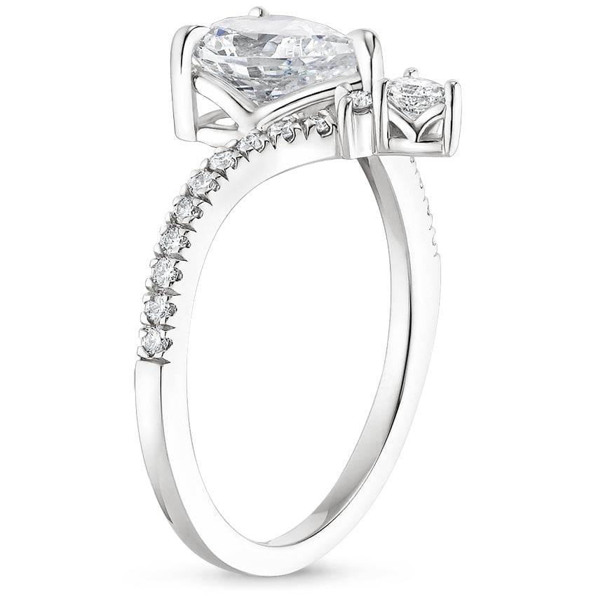 Nouveau Diamond Engagement Ring