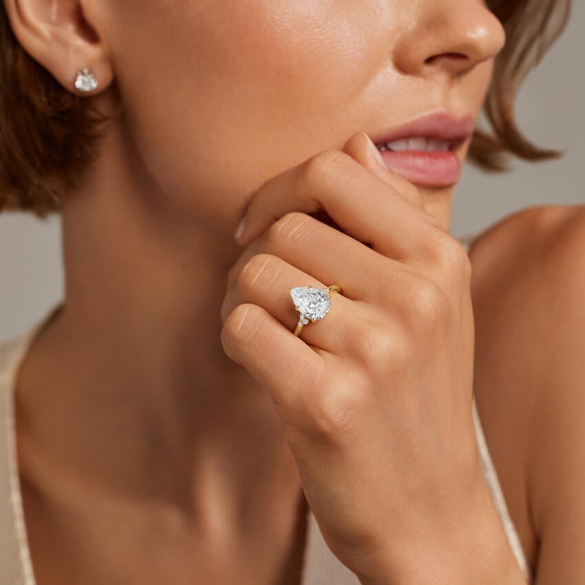 Camellia Milgrain Diamond Engagement Ring